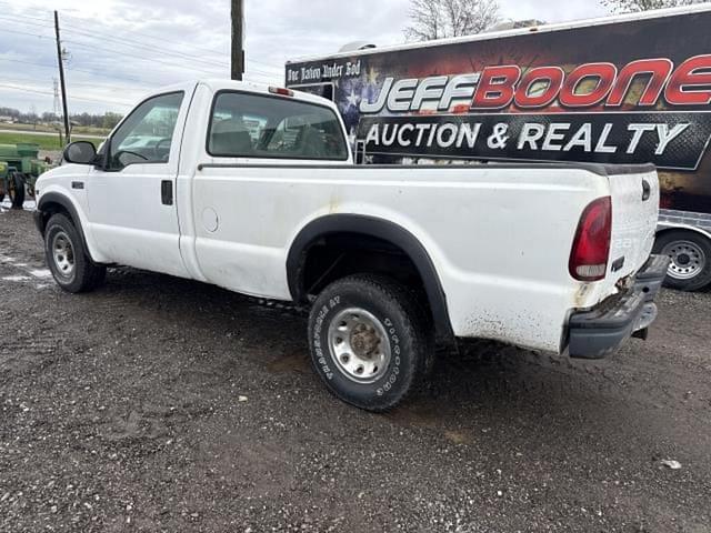 Image of Ford F-250 equipment image 1