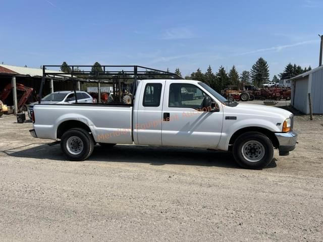 Image of Ford F-250 equipment image 4