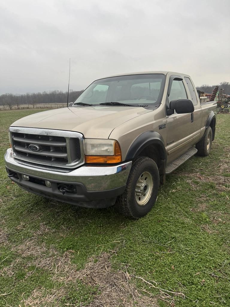 Image of Ford F-250 Primary image