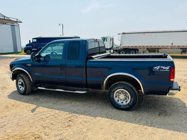 Image of Ford F-250 equipment image 1