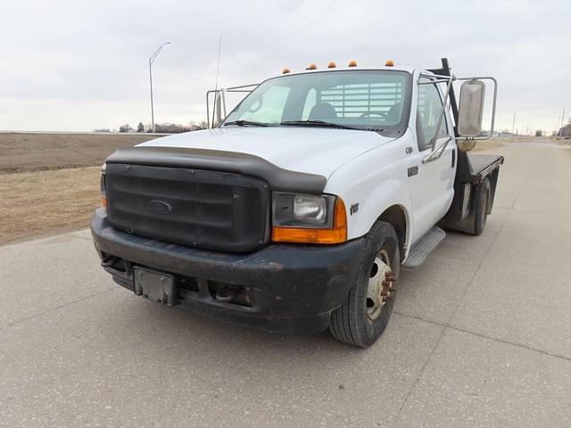 Image of Ford F-350 equipment image 1