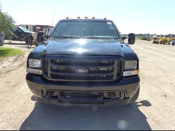 Image of Ford F-350 equipment image 1