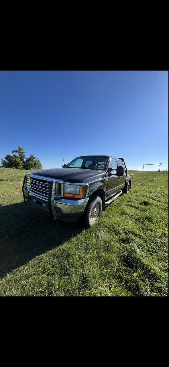 Image of Ford F-350 Primary image