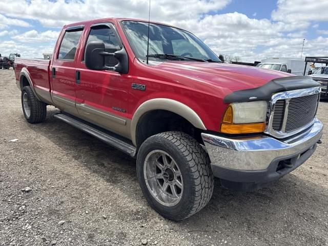 Image of Ford F-350 equipment image 4