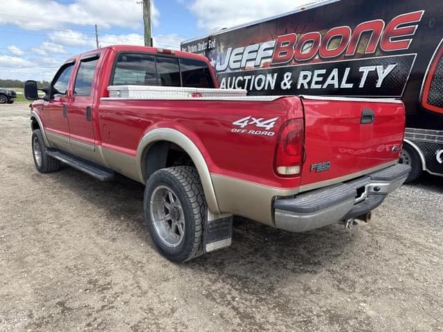 Image of Ford F-350 equipment image 1