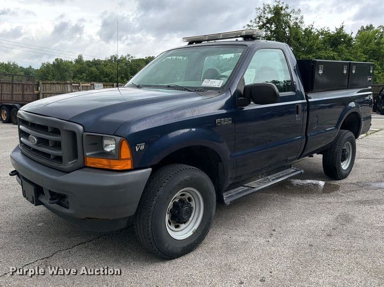 Image of Ford F-350 Primary image
