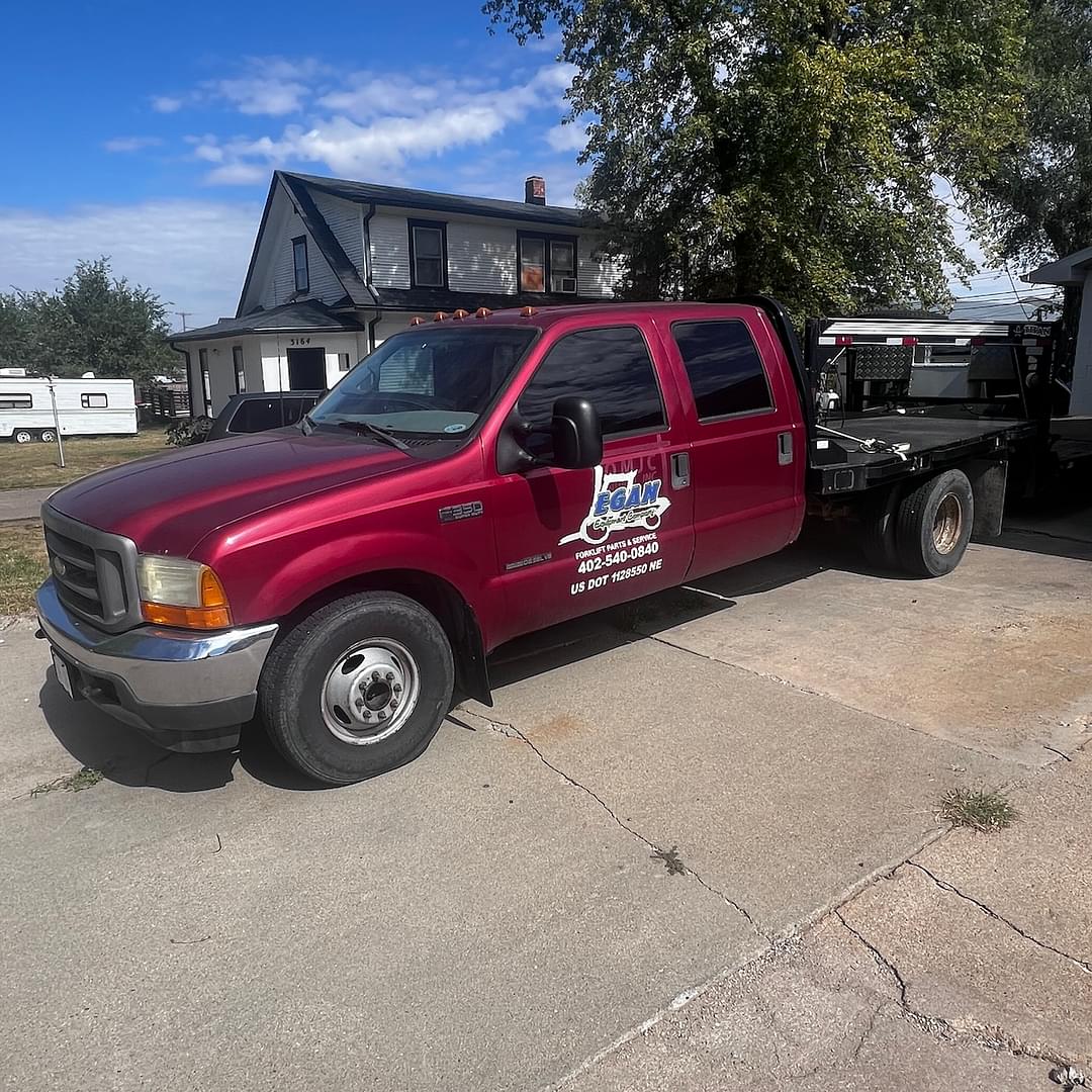 Image of Ford F-350 Image 0