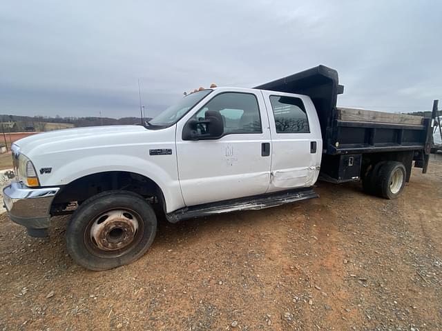 Image of Ford F-450 equipment image 4