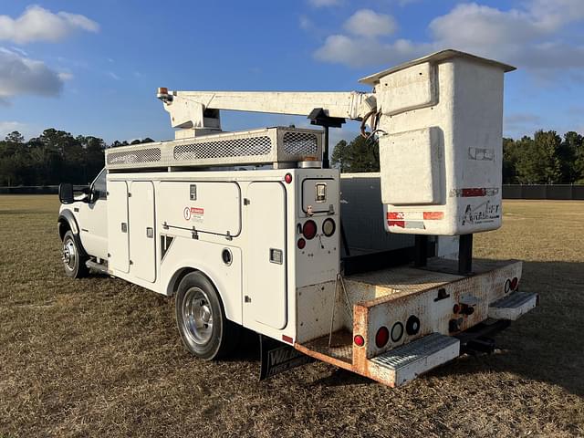 Image of Ford F-450 equipment image 2