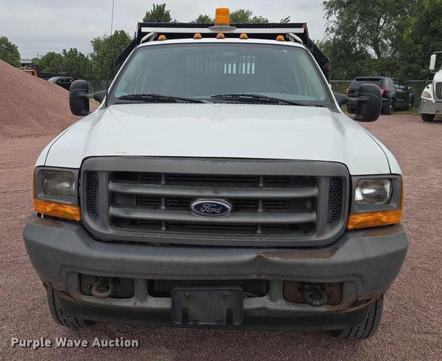 Image of Ford F-450 equipment image 1