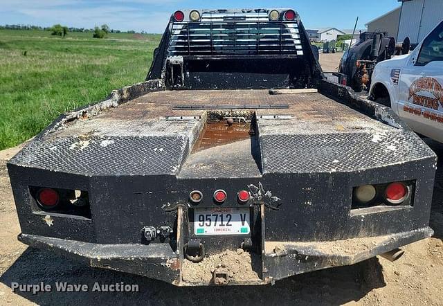 Image of Ford F-450 equipment image 3