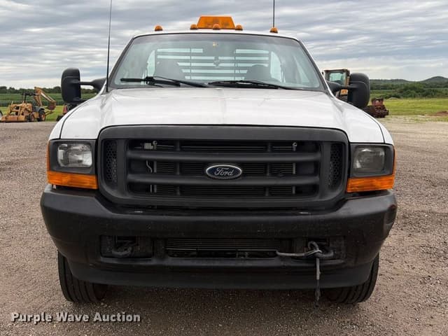 Image of Ford F-450 equipment image 1