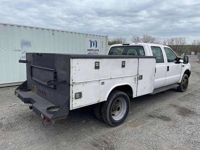 Image of Ford F-450 equipment image 1