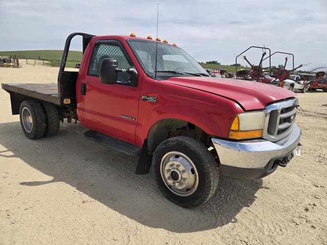 Image of Ford F-450 equipment image 2