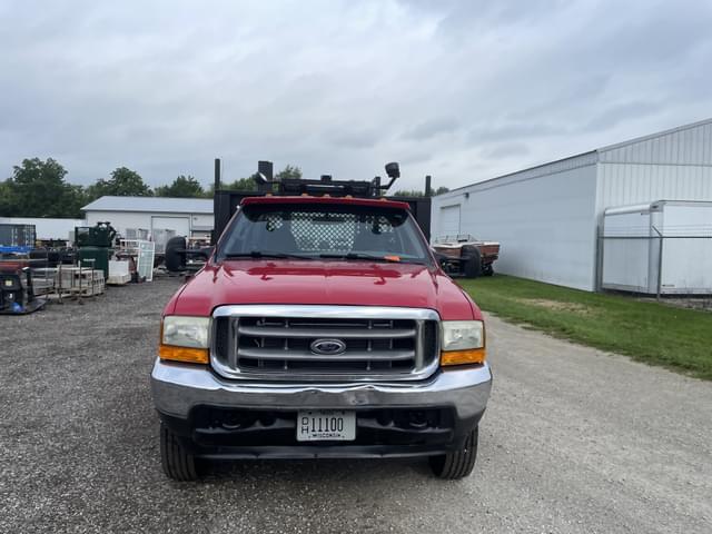 Image of Ford F-550 equipment image 1