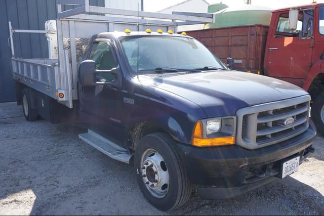 Image of Ford F-550 equipment image 1