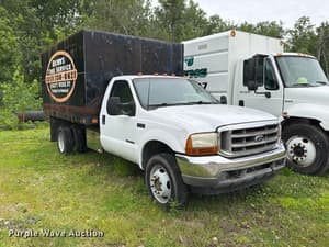 2001 Ford F-550 Image