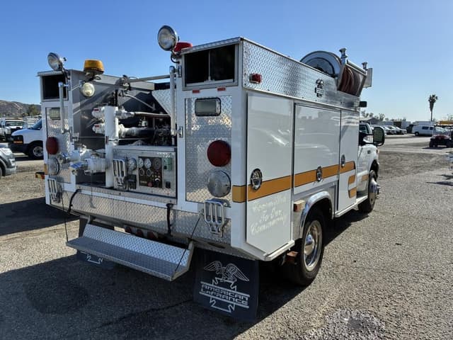 Image of Ford F-550 equipment image 2