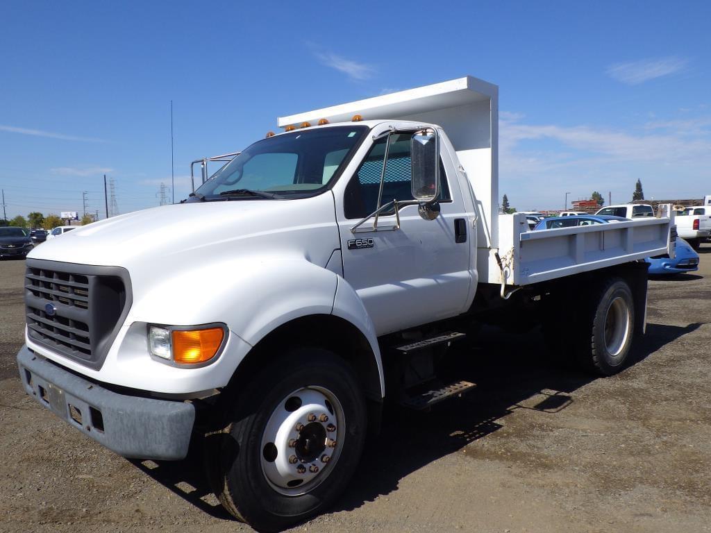 Image of Ford F-650 Primary image