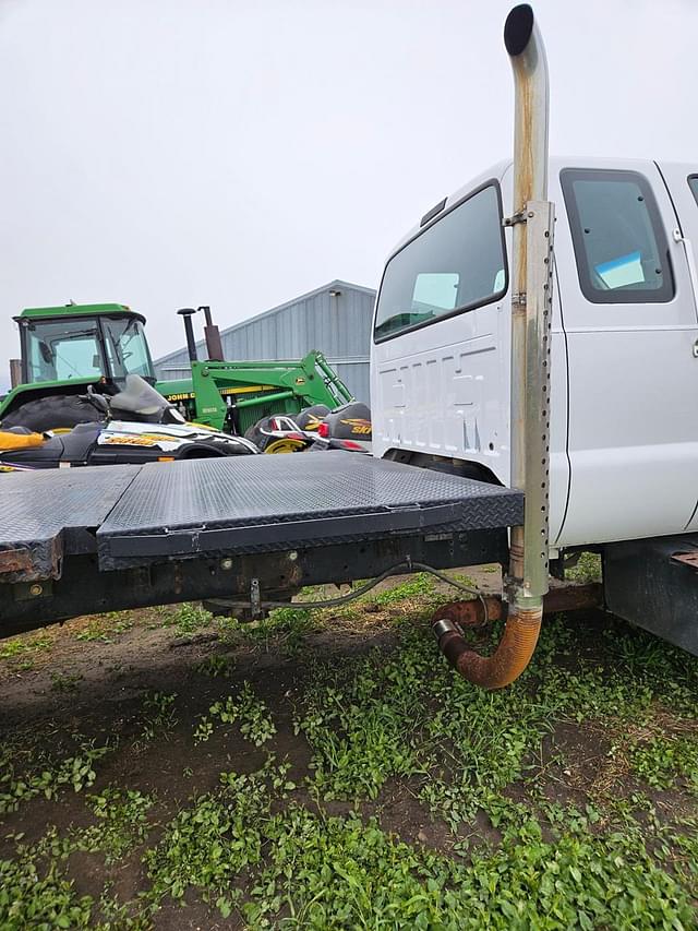 Image of Ford F-650 equipment image 4