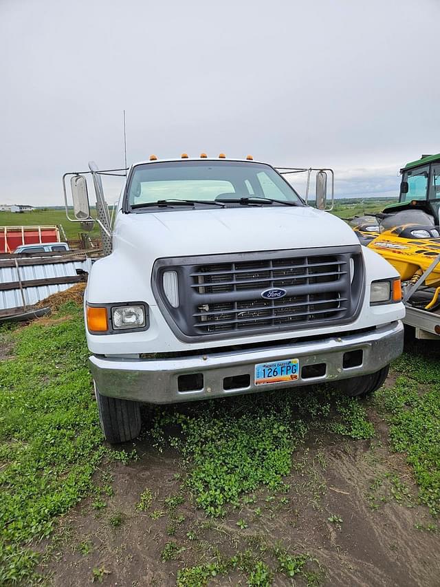 Image of Ford F-650 equipment image 1