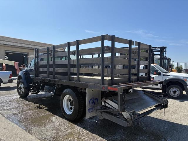 Image of Ford F-650 equipment image 3