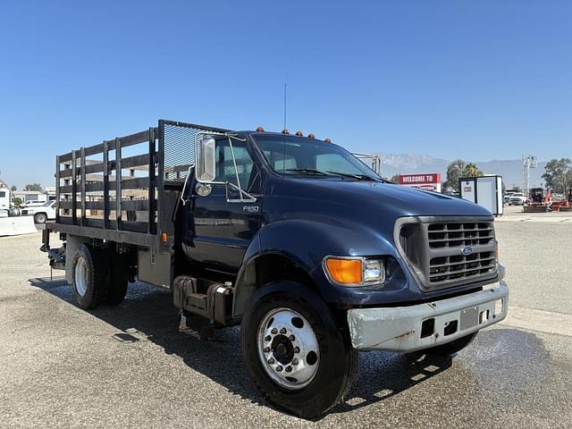 Image of Ford F-650 equipment image 1
