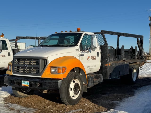 Image of Ford F-650 equipment image 1