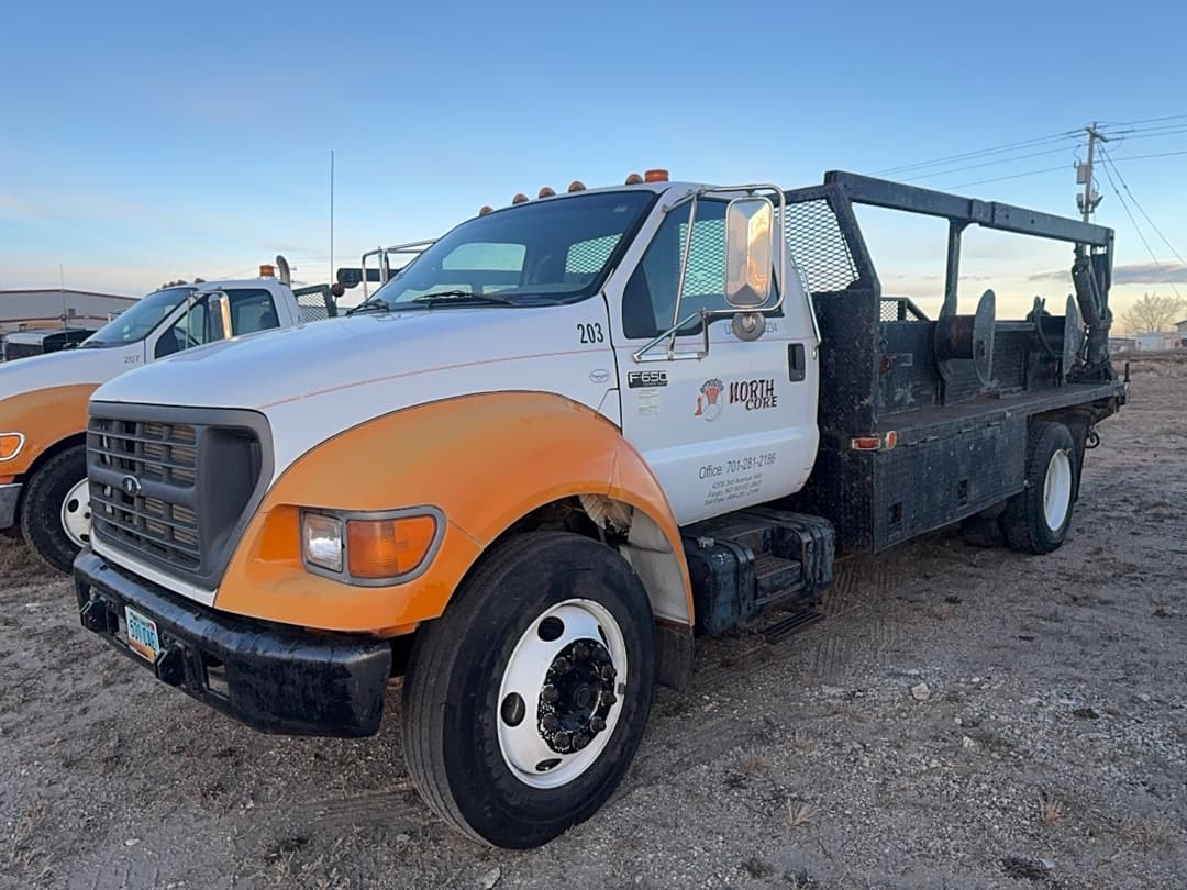 Image of Ford F-650 Primary image