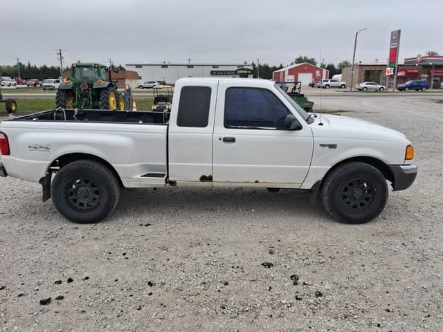 Image of Ford Ranger equipment image 3