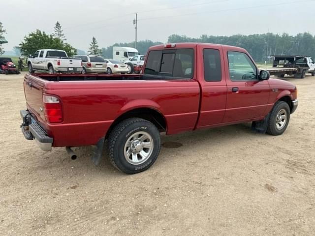 Image of Ford Ranger XLT equipment image 3