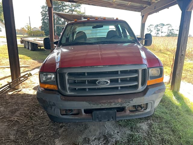 Image of Ford F-350 equipment image 4