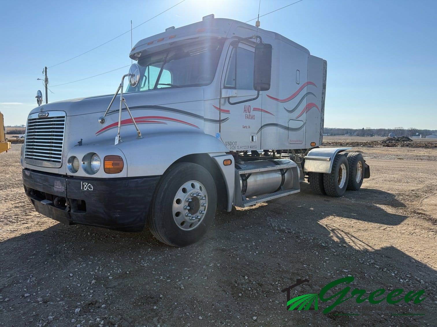 2001 Freightliner C120 Equipment Image0