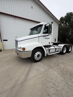 2001 Freightliner Century 112 Image