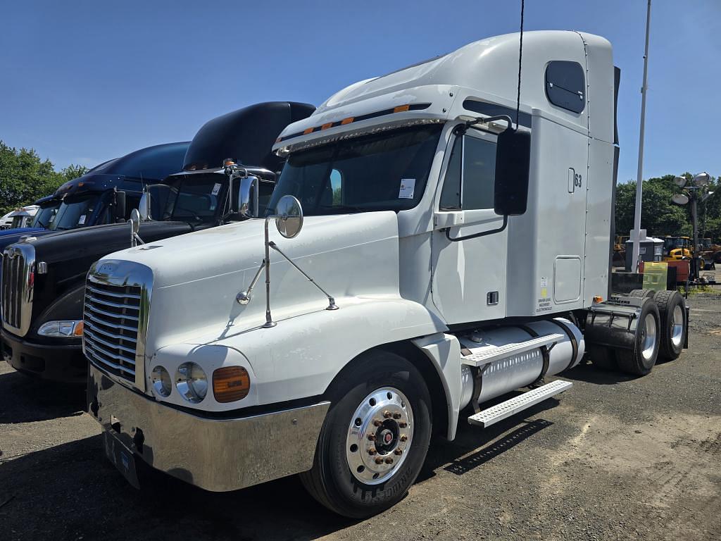 Image of Freightliner CST120 Primary image