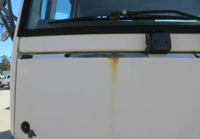 Image of Freightliner FC70 equipment image 4