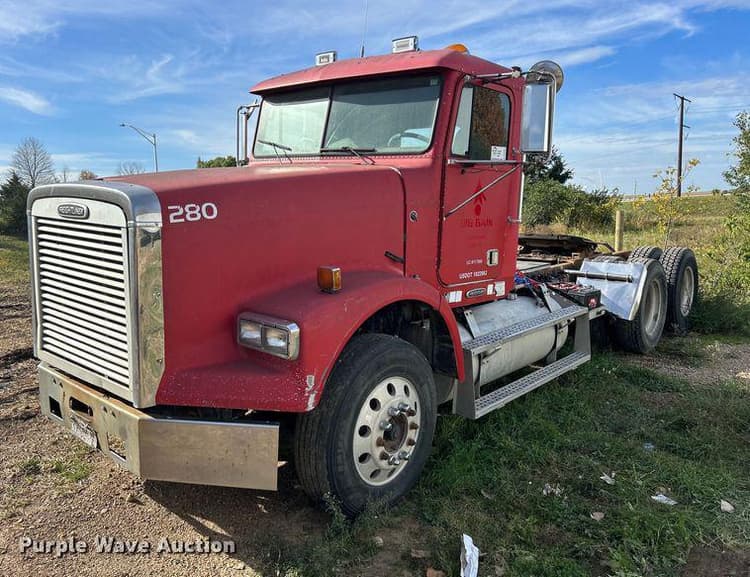 SOLD 2001 Freightliner FLD120 Other Equipment Trucks Tractor Zoom