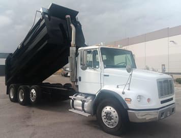 Main image Freightliner FL112