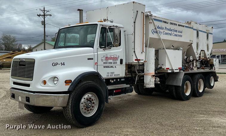 Main image Freightliner FL112