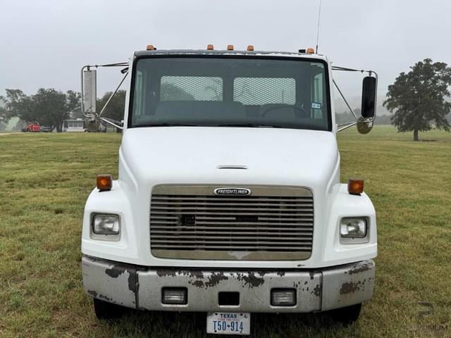 Image of Freightliner FL60 equipment image 1