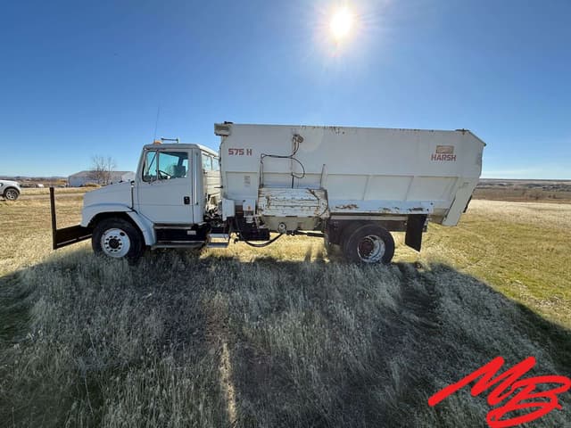 Image of Freightliner FL60 equipment image 1