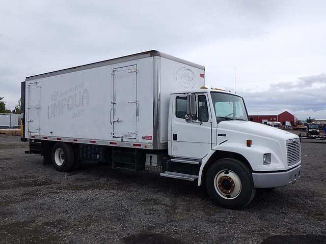 Image of Freightliner FL70 equipment image 1