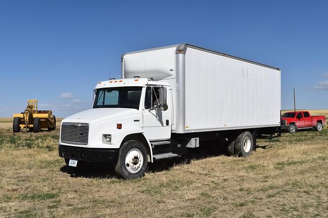 Image of Freightliner FL70 equipment image 1