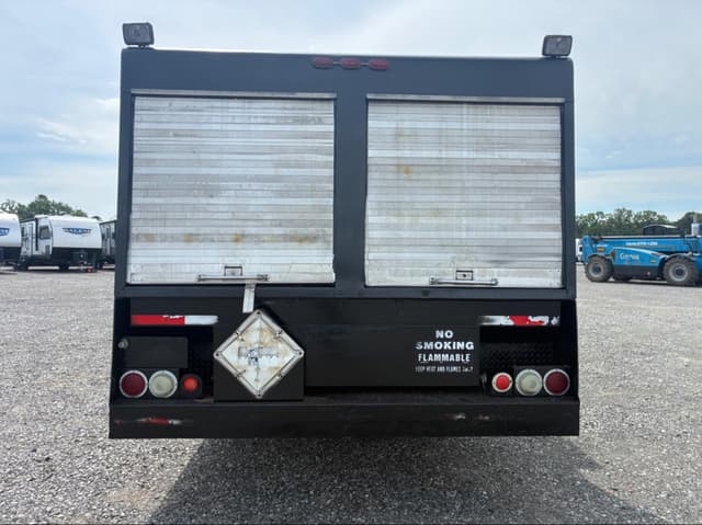 Image of Freightliner FL70 equipment image 4