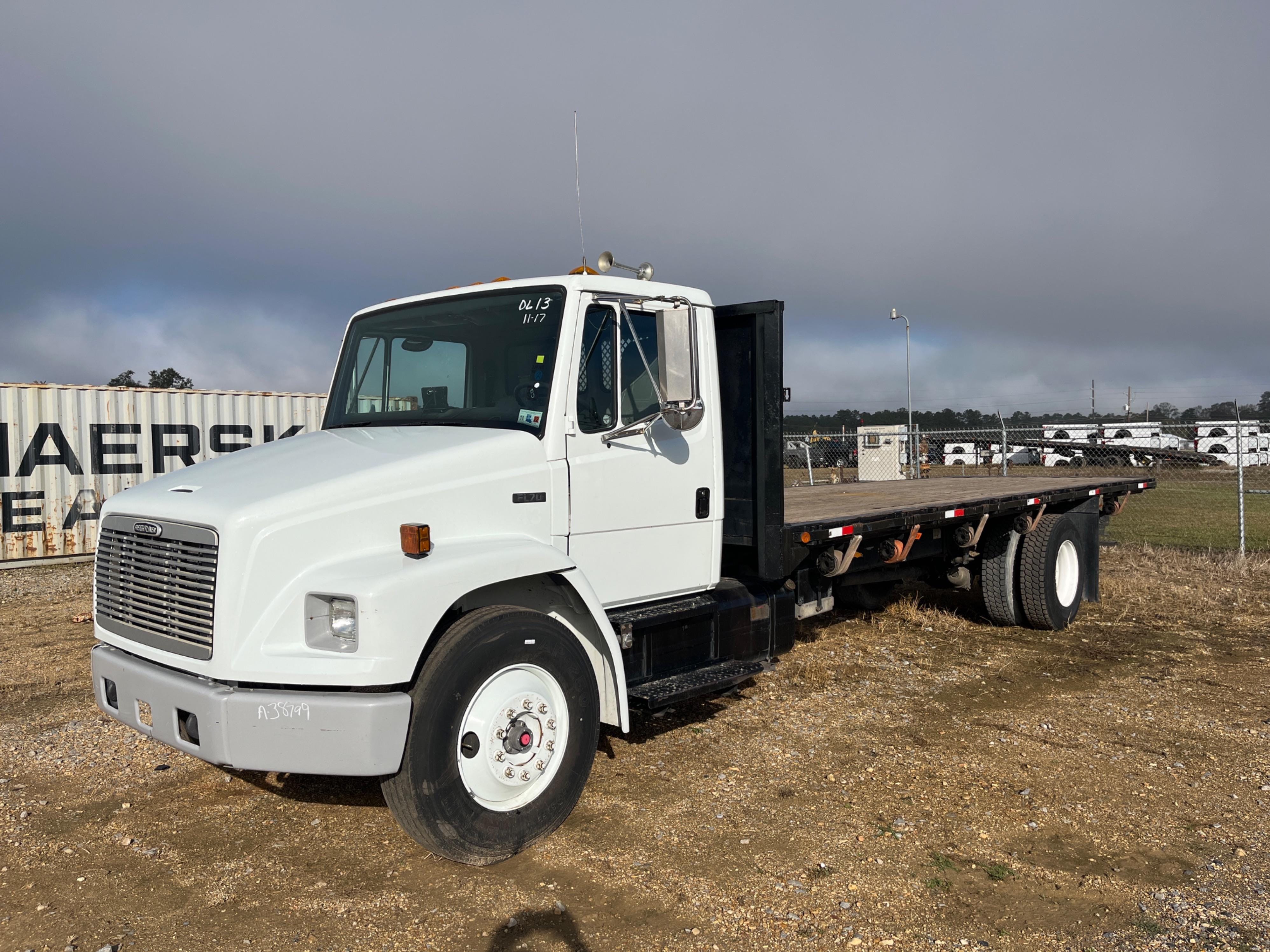 Main image Freightliner FL70