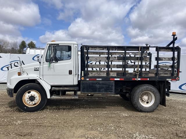 Image of Freightliner FL70 equipment image 1