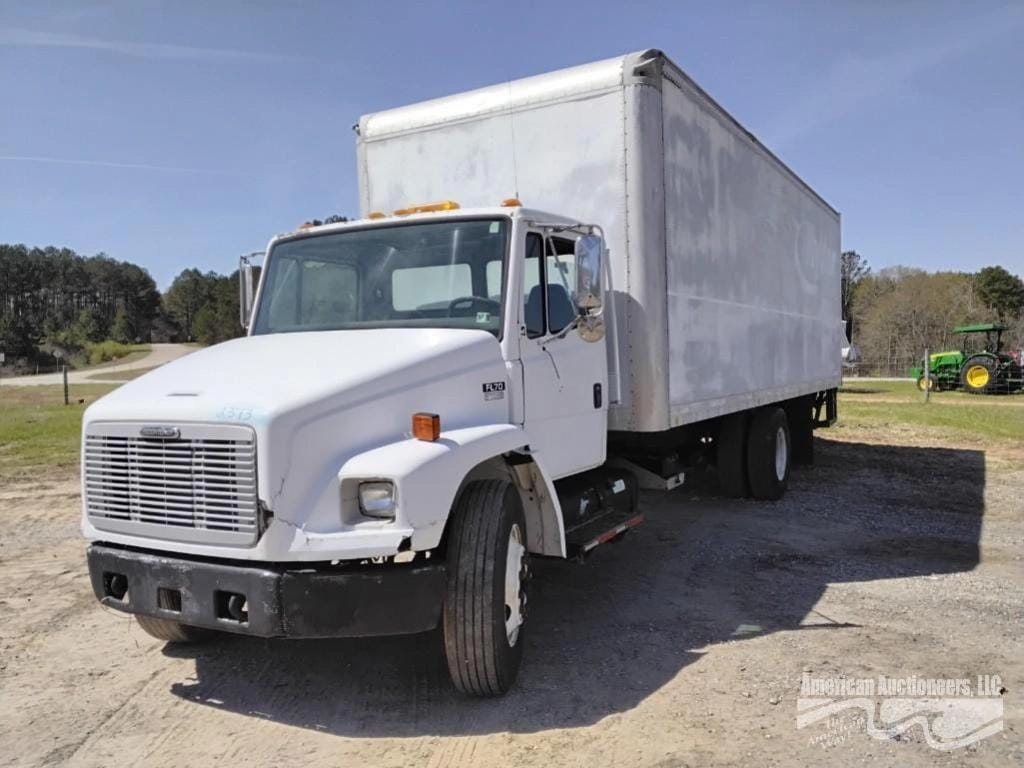 2001 Freightliner FL70 Equipment Image0