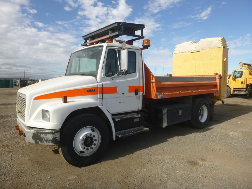 Image of Freightliner FL70 Primary image