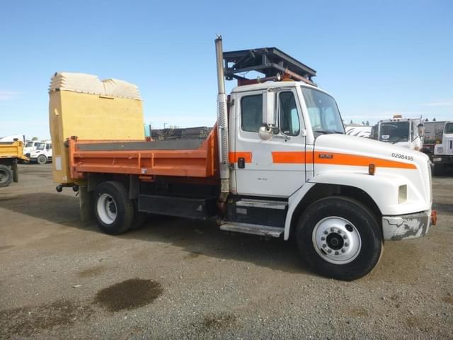 Image of Freightliner FL70 equipment image 1