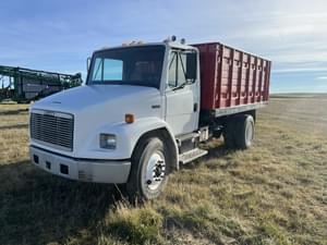 2001 Freightliner FL70 Image